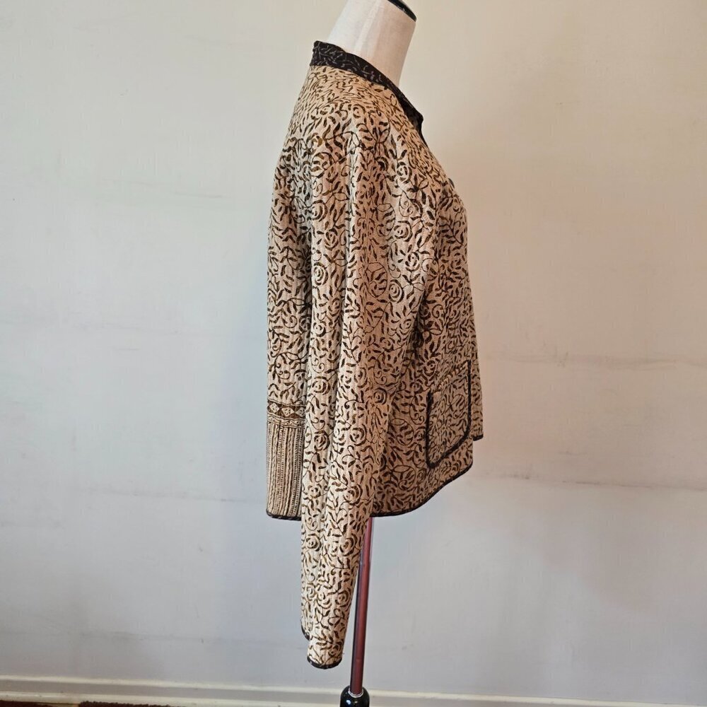 Reversible Quilted Jacket in Cream & Brown - Picture 14 of 16